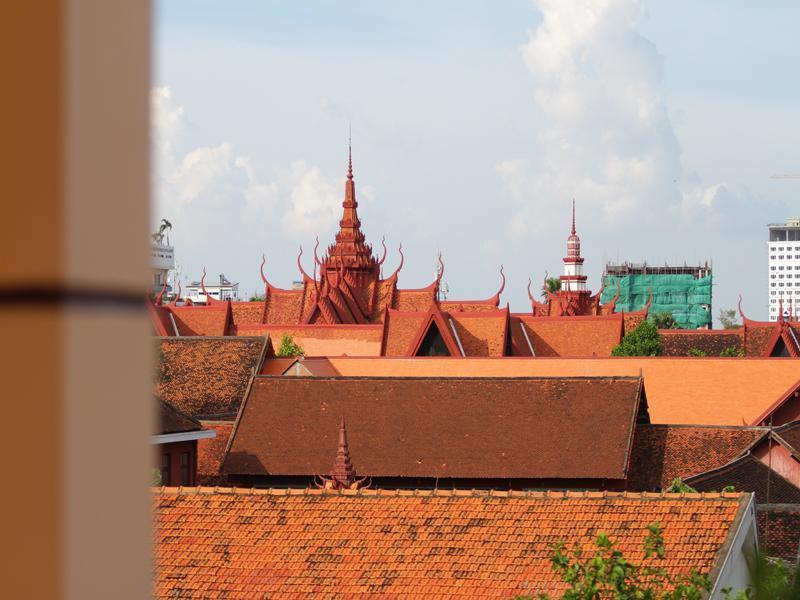 G Eleven Hotel Phnom Penh Extérieur photo
