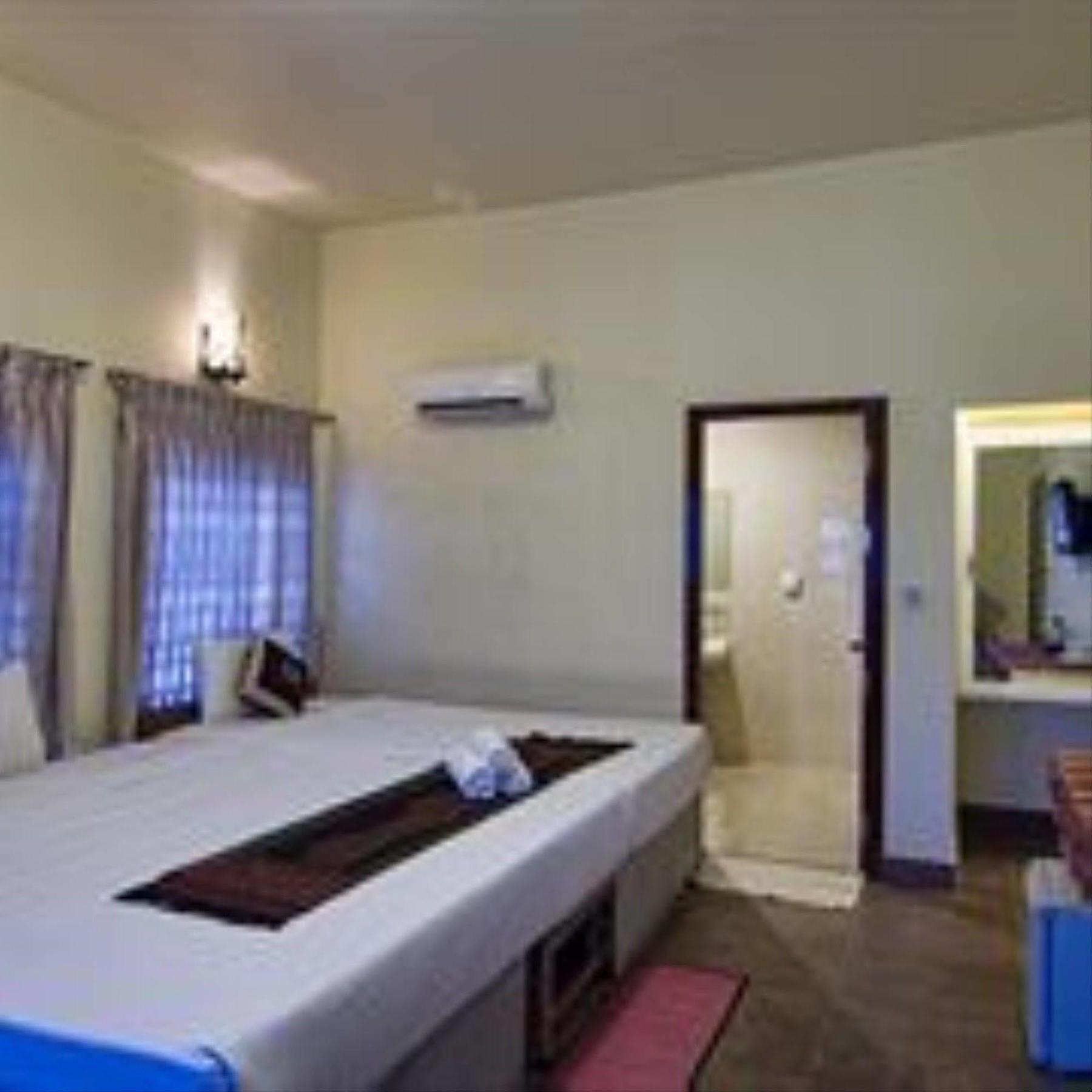 G Eleven Hotel Phnom Penh Extérieur photo