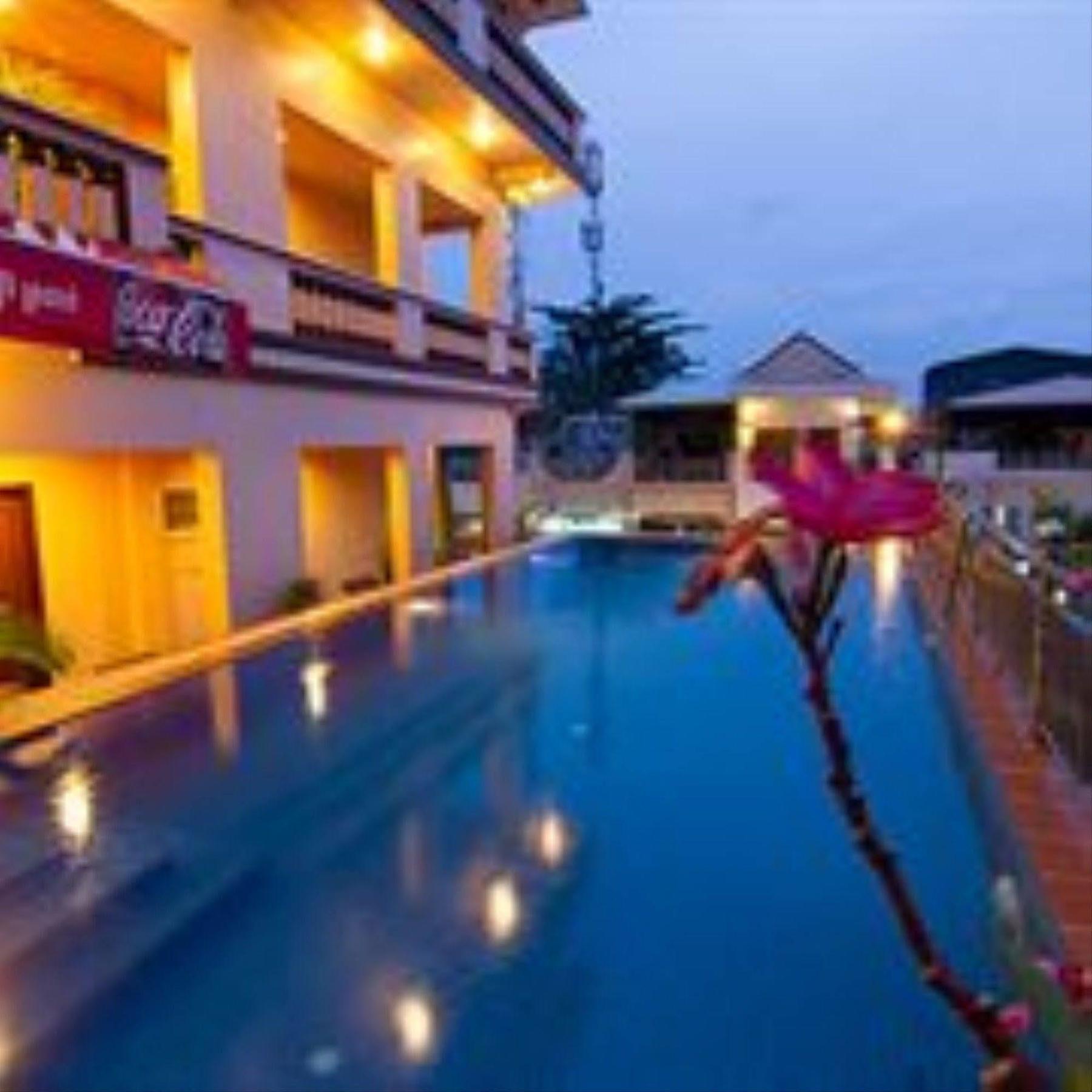 G Eleven Hotel Phnom Penh Extérieur photo