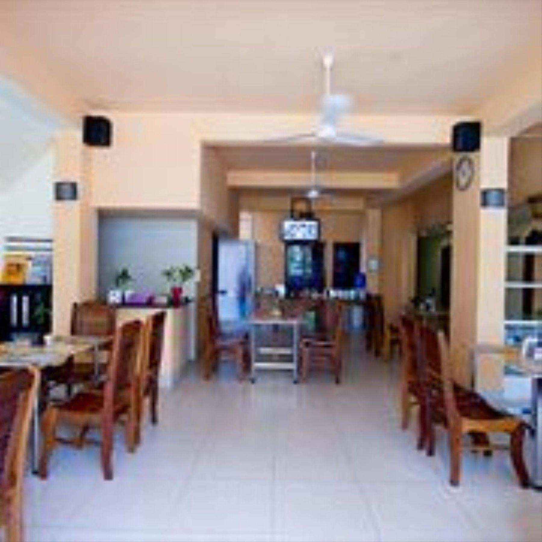 G Eleven Hotel Phnom Penh Extérieur photo
