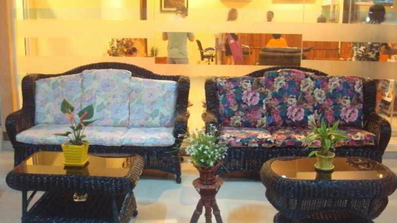 G Eleven Hotel Phnom Penh Extérieur photo